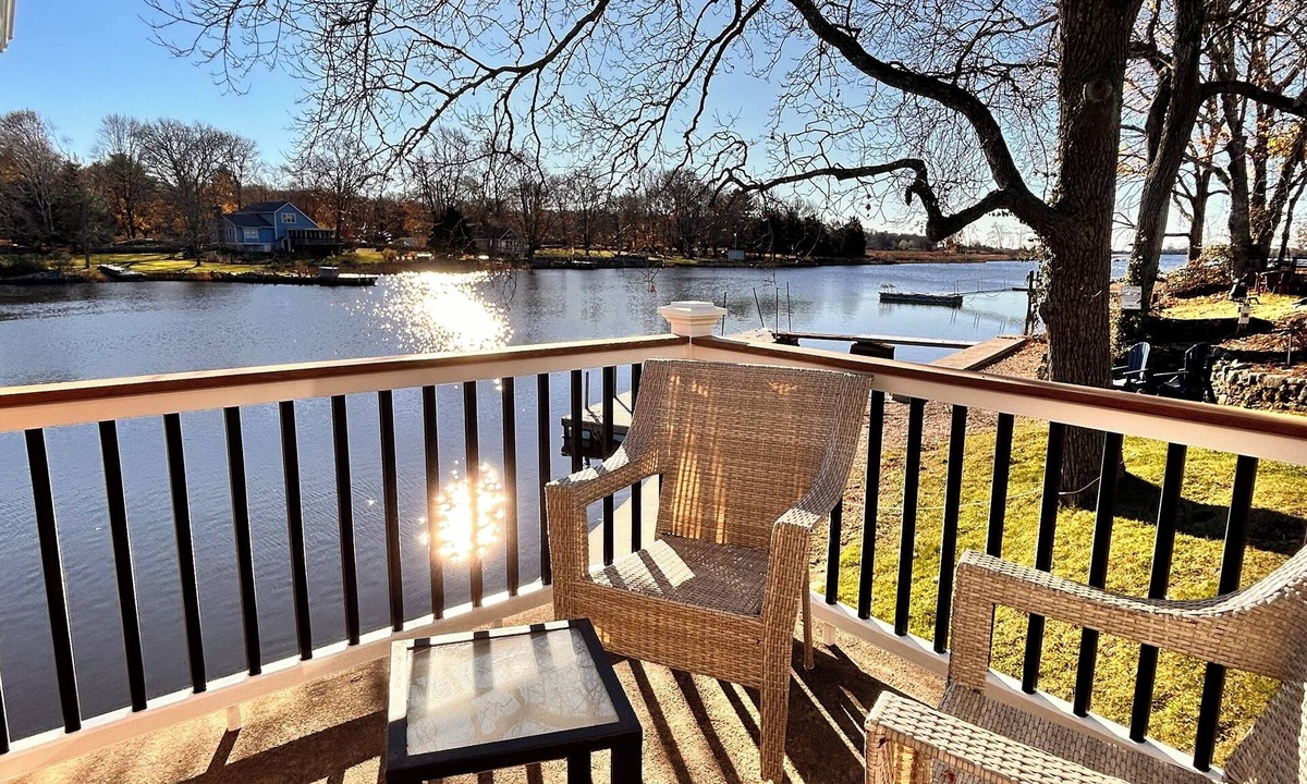 Stonington Cottage | Waterfront Cottage Near Westerly Beaches And Mystic Wineries