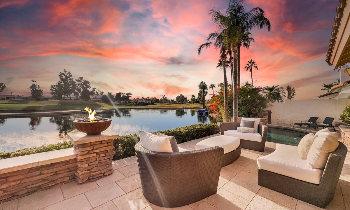 Island at Ocotillo House | Waterfront, Golf Views, Pontoon Boat 3 King Rooms!