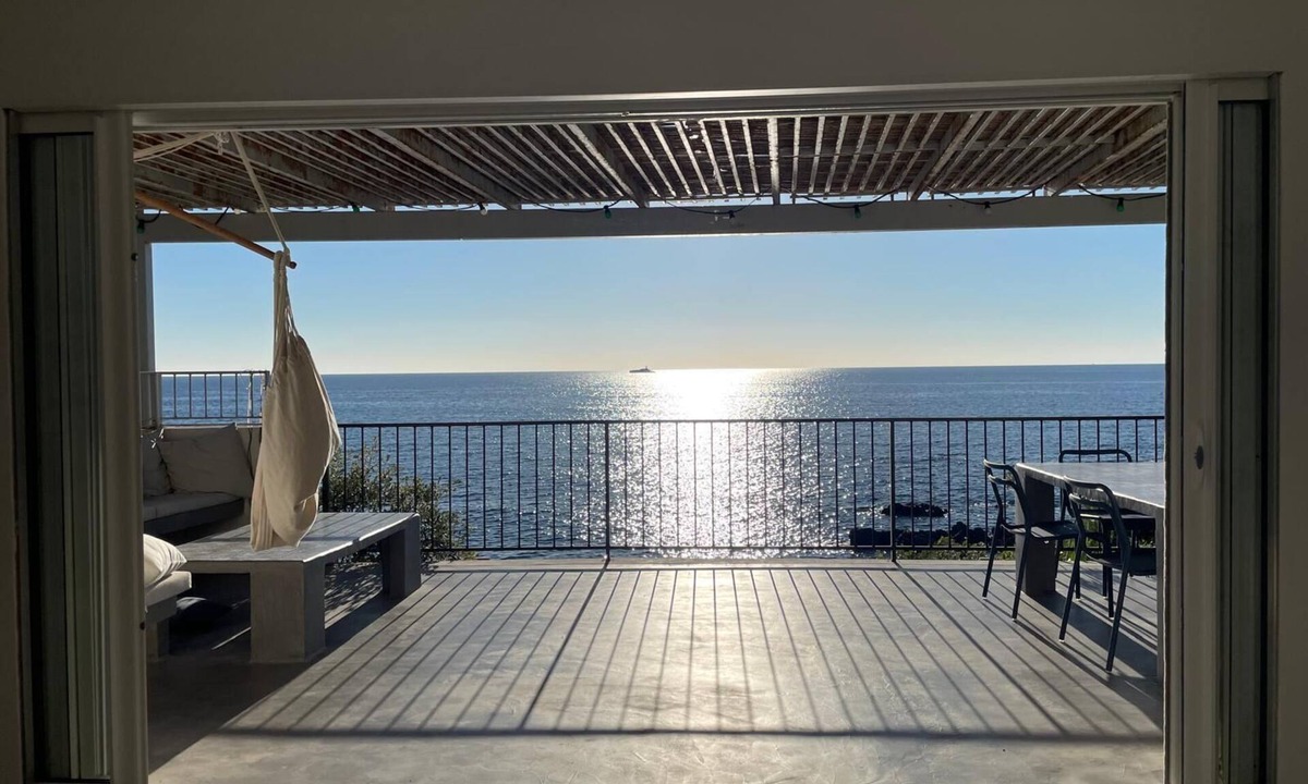 Sari-Solenzara House | Waterfront paradise, private beach, sleeps 12, breathtaking view