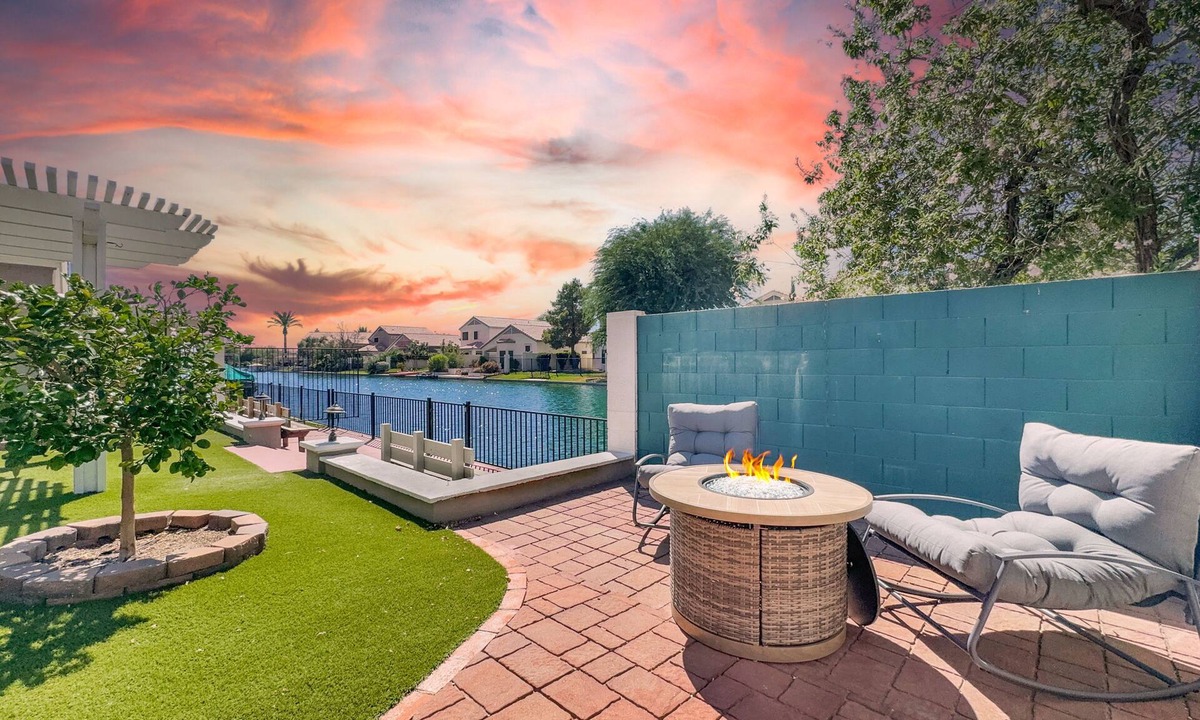 Harbor Island House | Waterfront, Stadiums Close! Pool Perfectamente Perfecto