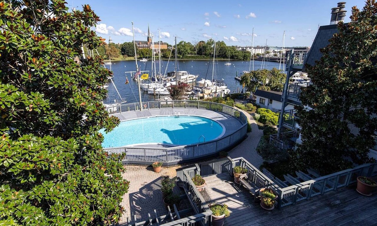 Eastport Condo | Waterfront Suite with Views of Annapolis from Prime Eastport Location