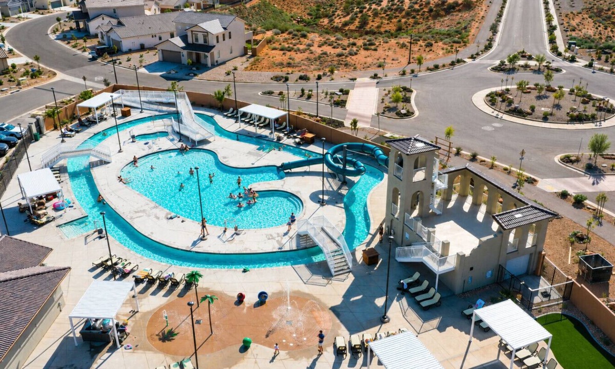 Sienna Hills Villa | Waterpark Retreat w/Lazy River, Pickleball Courts