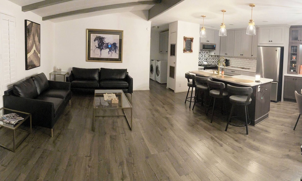 Chandler House | Welcome to Your Chandler Oasis Elegant 3BR Family Haven