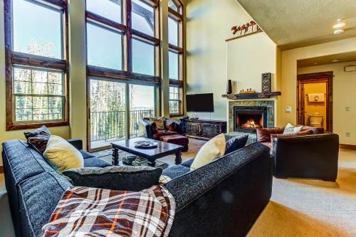 Brian Head Apartment | White Bear #B12 - Heavenly Bear at White Bear