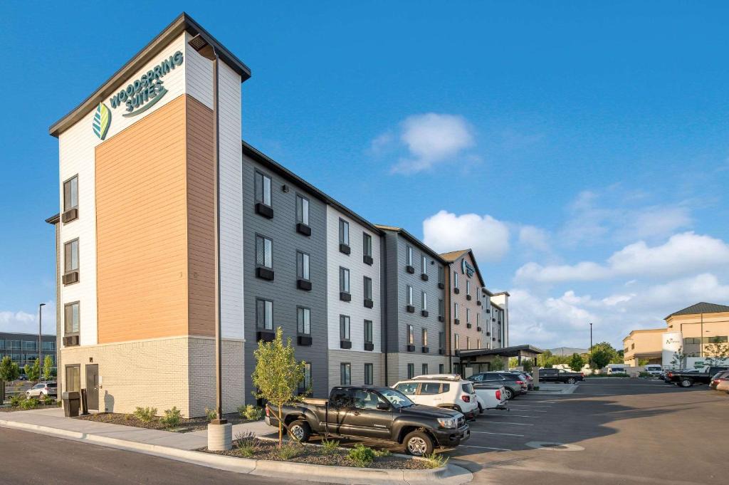 Meridian Hotel | WoodSpring Suites Meridian