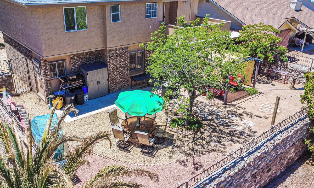 El Paso House | Work Extended Stay Home - Comfortable Living in El Paso