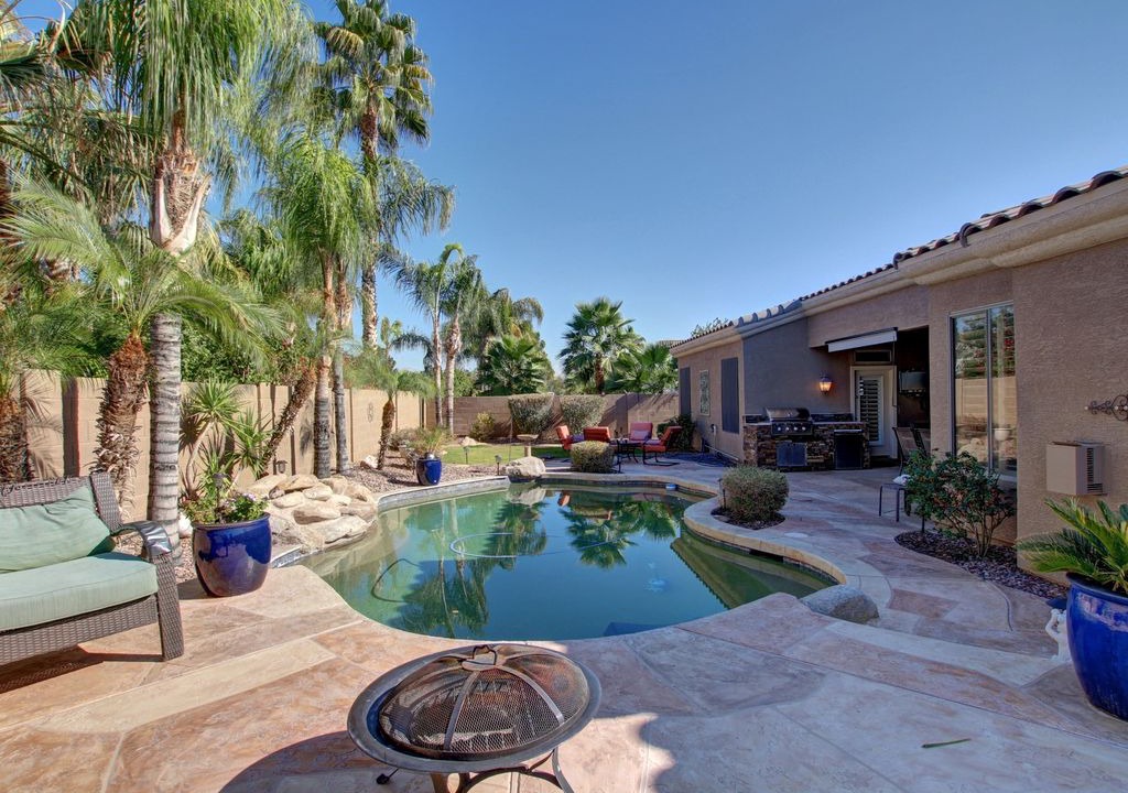 Augusta Ranch House | You won't ever want to leave! Relax, gather and entertain in Beautiful Mesa!