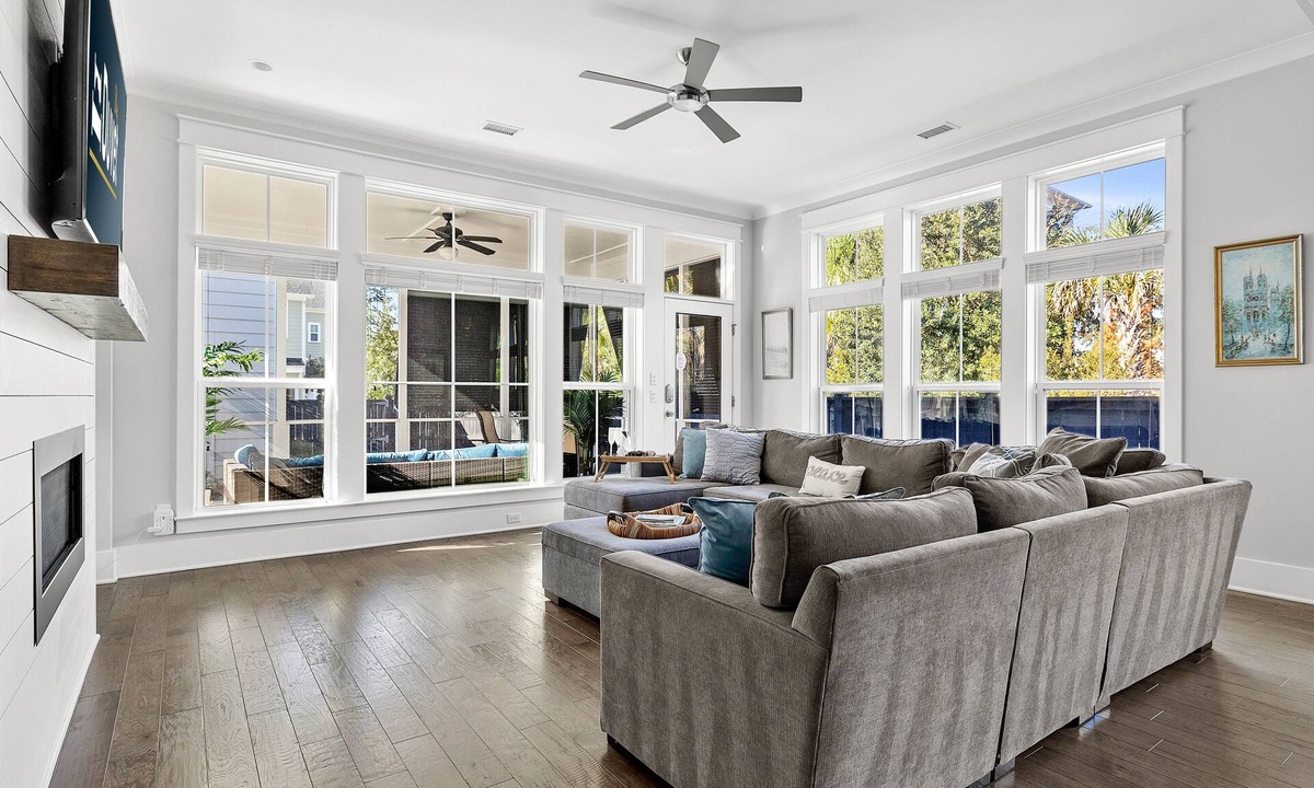 Mount Pleasant House | Your Home Away From Home | The Silver Lotus