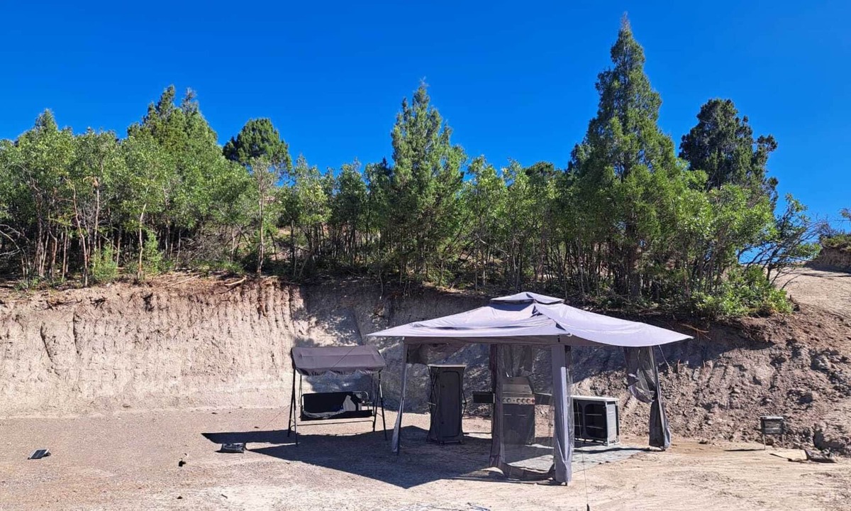Alton RV Rental | Zion & Bryce Getaway. View, Grill, Water & P. Potty