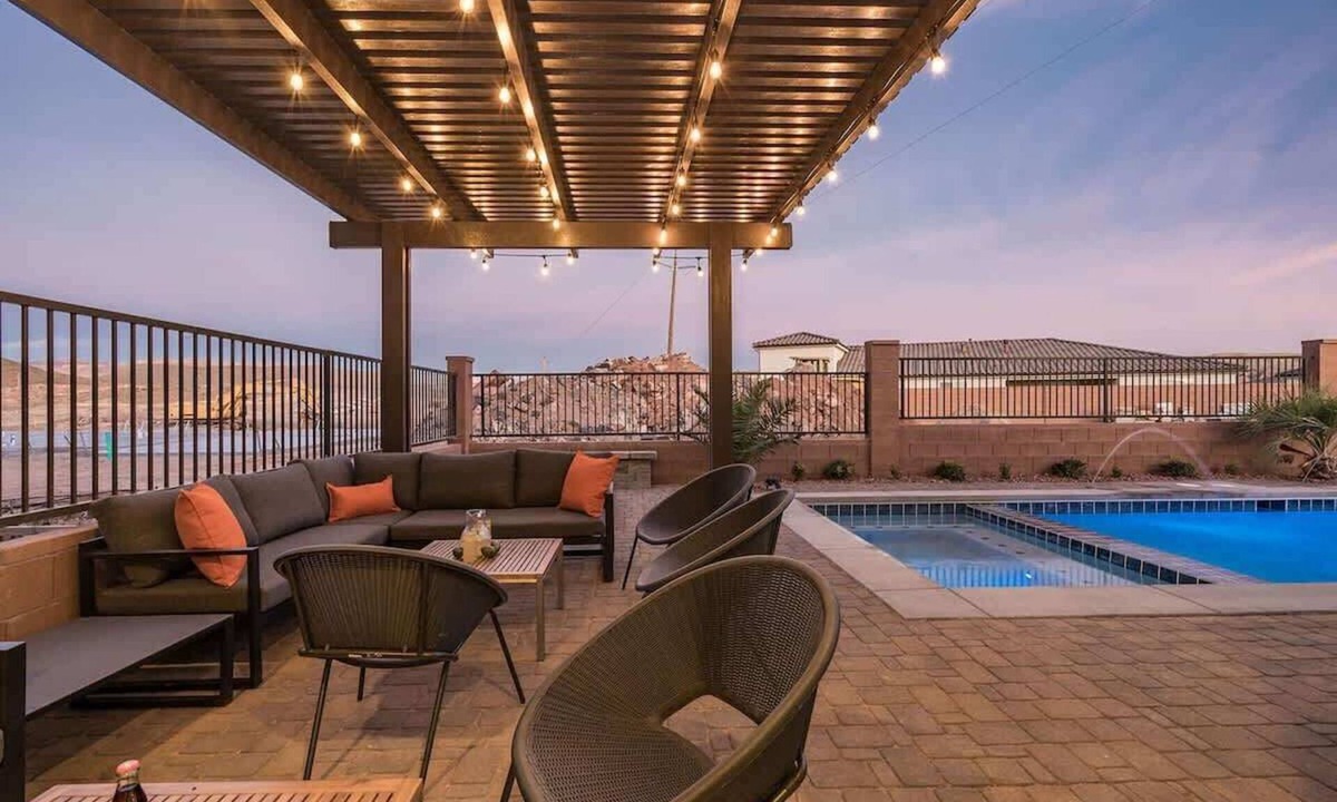 Hurricane House | Zion Village Poolhouse (From $299) Sleeps 24 * Spa