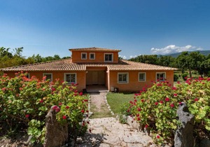 100 m² House ∙ 3 bedrooms ∙ 7 guests
