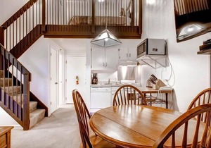 (B207) Loft Condominiums