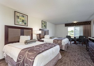 BREATHTAKING VIEW! IDAHO FALLS, 2 COMFY UNITS! POOL, SPA, JACUZZI!