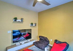 Family-Friendly Mesa Townhome with Pool Access!