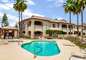 Fantastic Old Town Scottsdale Condo Single level 2bd