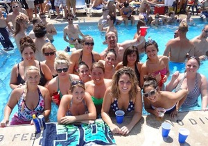 Island Club 6