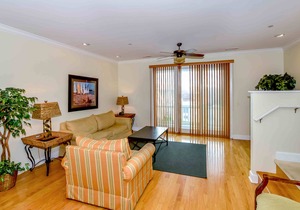 Luxury 3 Bedroom Townhouse Perfect for Family Reunion Near the Boardwalk with 2 Car Garage and Free WiFi Just Steps to Beach!