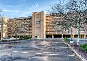 Ocean Hideaway 211-Oceanfront 18th St, Free WiFi, Elev, W/D, AC