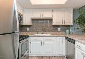 OLD TOWN SCOTTSDALE CONDO; Trendy two bedroom