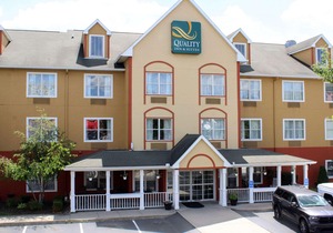 Quality Inn & Suites Cincinnati Sharonville