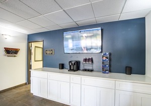 Sierra Vista 1bd Queen Economy