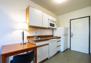 Sierra Vista 1bd Queen Economy