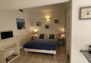 Studio situé à 20 metres de la plage d Agosta Porticcio