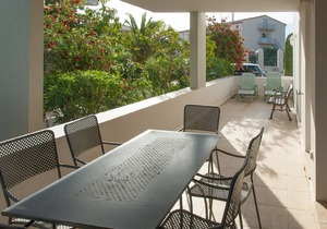 T3 of standing 80m2, terrace, swimming pool. Beach and shops 6 minutes walk