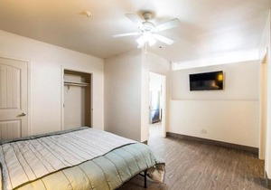 Vistas 202- Modern Sierra Vista 1bd great location