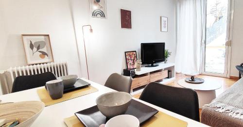 Thissio Apartment | Διαμέρισμα στο Θησείο