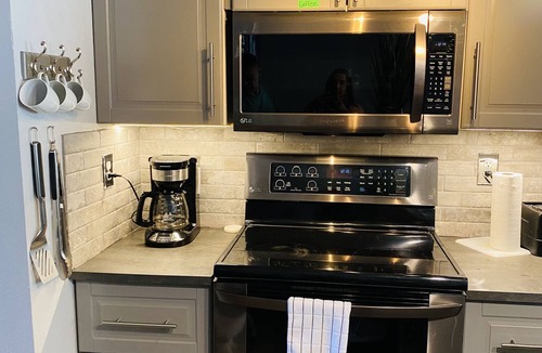 Surprise Condo | 1 bedroom 1 bath entire condominium 5 minutes to spring training