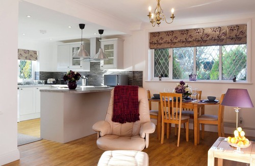 New Forest District Cottage | 1 bedroom accommodation in Picket Hill, near Ringwood
