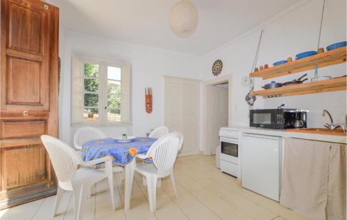 Ghisoni Apartment | 1 Bedroom Amazing Apartment In Ghisoni