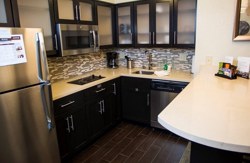 Lexington Condo | 1 Bedroom | Indoor Pool. Free Daily Breakfast