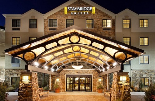 Lexington Condo | 1 Bedroom | Indoor Pool. Free Daily Breakfast