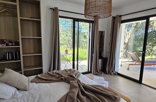 Olmiccia Apartment | 1 Double room 2 pers, Residence Casa Pian d'Olmo/Double room - U Pinu