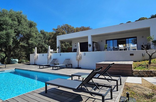 Olmiccia Apartment | 1 Double Room 2 pers, Residence Casa Pian d'Olmo/Double Room - L'alivu