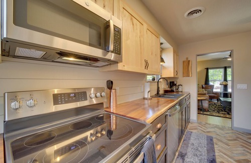 Clarkdale House | < 1 Mi to Dtwn: Home w/Deck in Clarkdale!