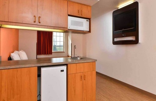 Meridian Apartment | 1 Queen Bed | Suite, Non-Smoking