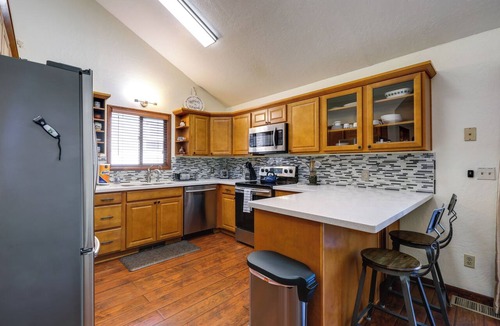 Kachina Village Cottage | 10 Mi to Downtown Flagstaff: Home w/EV Charger