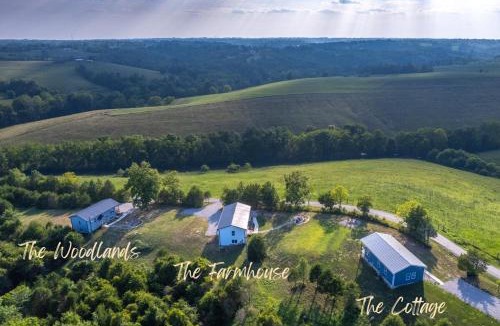 Williamstown House | 100 Acre Relaxing Retreat Near ARK- The Woodlands