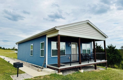 Williamstown Cottage | 100 Acre Relaxing Retreat Near ARK - The Cottage