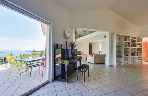Tarcu House | 100% Happiness superb villa with sea view near beach, idyllic setting