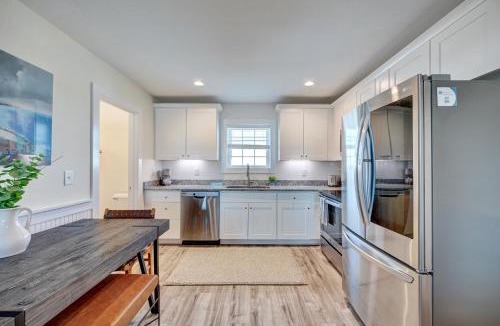 Surf City Hotel | 105 Queen Pet Friendly Suite, 1st Floor Nest