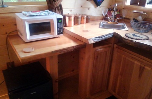 Pinehurst Cabin | 11 miles to Kings Canyon Nat'l Park with Wi Fi