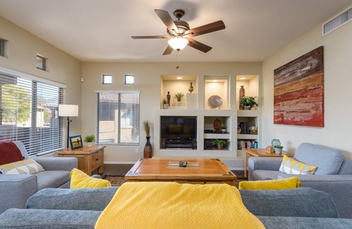 North Scottsdale Condo | 115 m² Condo ∙ 2 bedrooms ∙ 6 guests