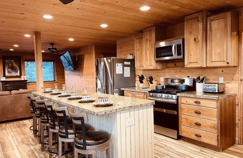 Island Park House | 12 miles to Yellowstone, game area, hot tub, 8 Bedroom-6 bathroom, sleeps 22.