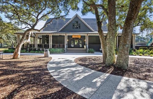 Vanderhorst Plantation House | 14 Royal Beach Drive