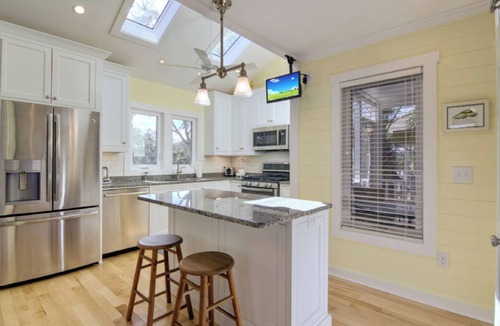 Pelican Bay House | 15 Pelican Bay by AvantStay | ️ Close to Beach and Pool!