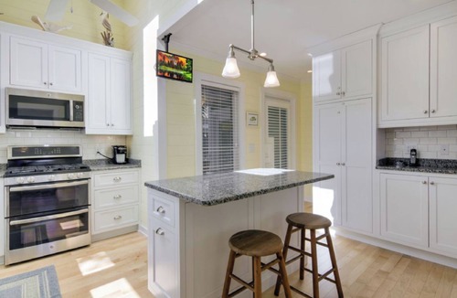 Pelican Bay House | 15 Pelican Bay by AvantStay | ️ Close to Beach and Pool!